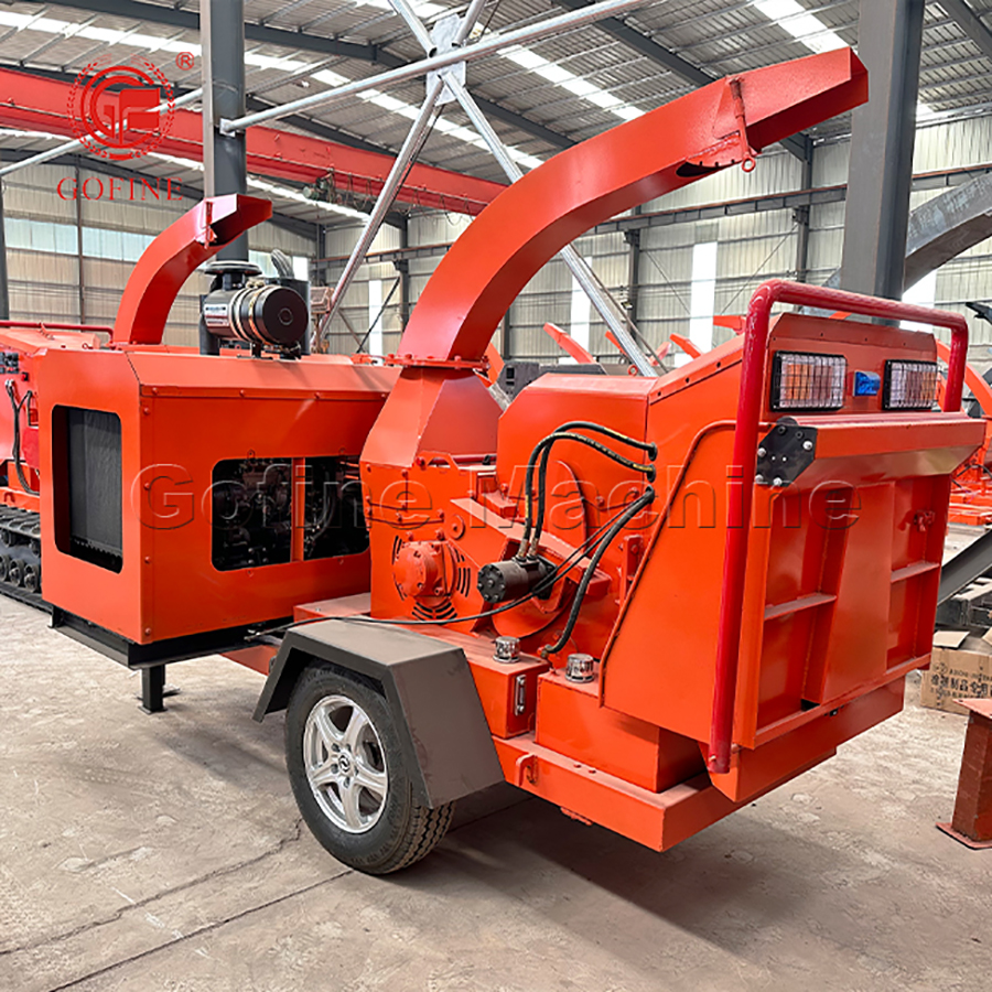 Efficient wood chipper for organic fertilizer 